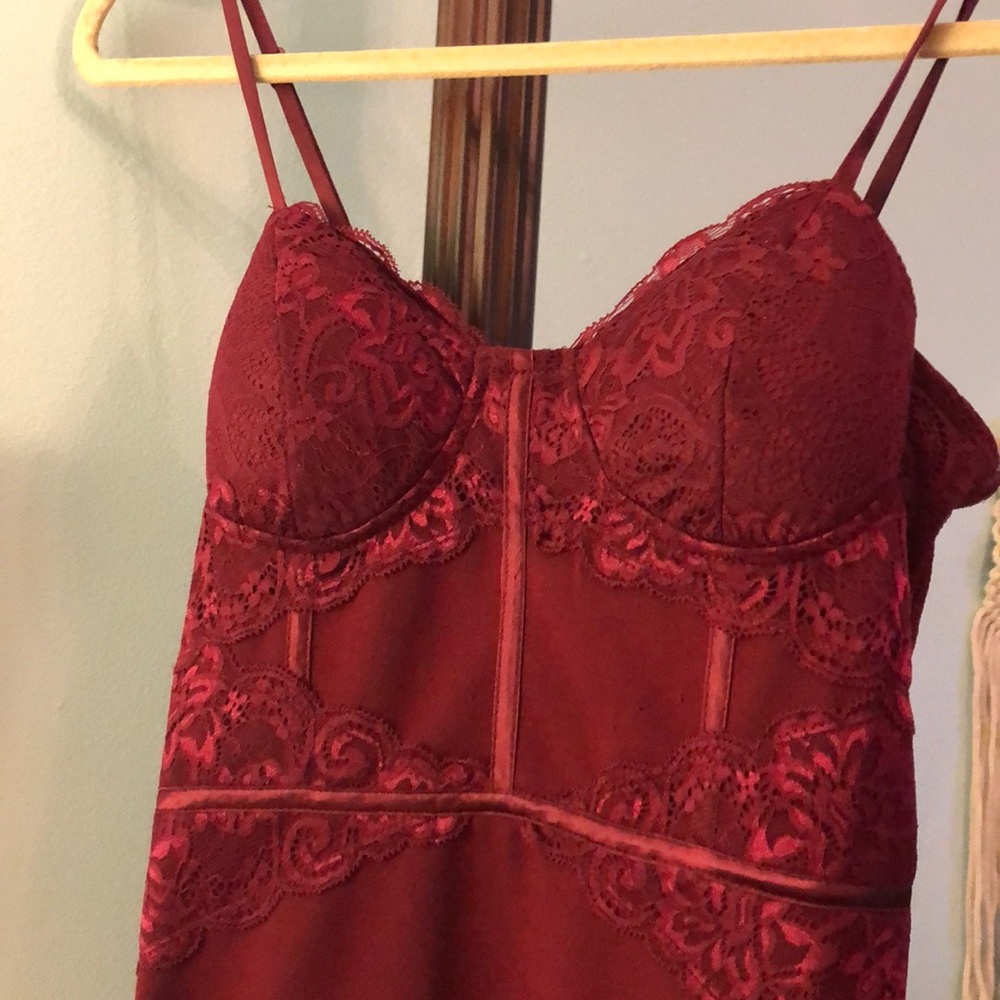 maroon lacy dress